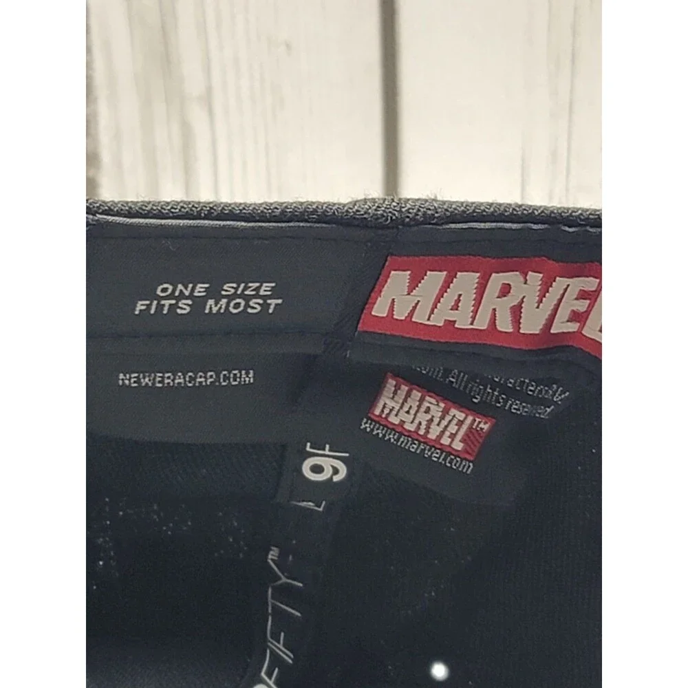 New Era 9FIFTY Marvel Spider-Man Snapback Hat Cap Black White Logo OSFM Wool